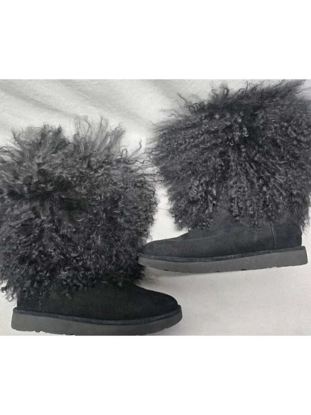 Ugg Women's Lida Boot Mongolian Sheepskin and Suede Black Size 6 US- RARE STYLE